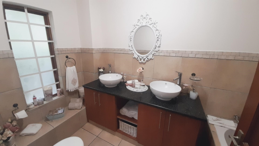 2 Bedroom Property for Sale in Melodie North West